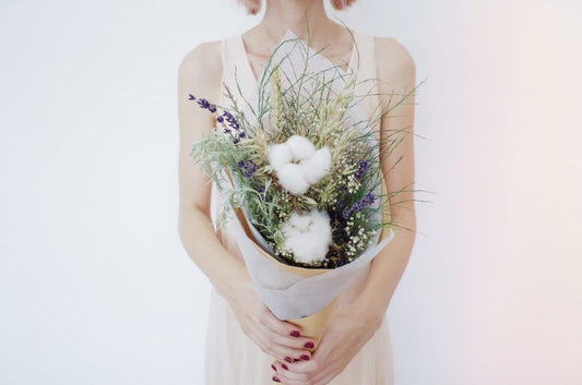 EVERLASTING GESTURES: G+S’ DRIED FLOWER COLLECTION