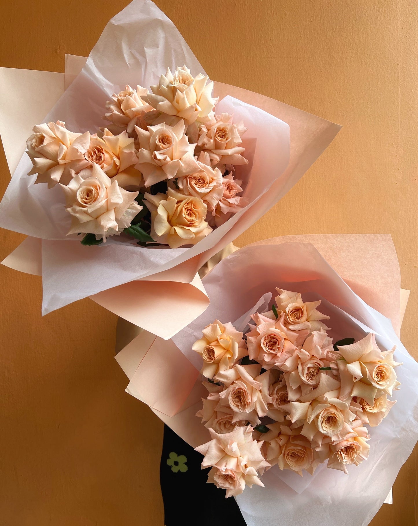 Pastel Roses En Masse